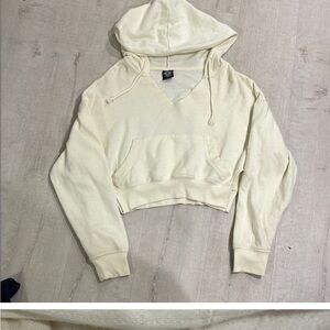 PacSun Cream Cropped Hooded Sweatshirt